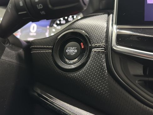 Used 2022 Jeep Compass Altitude image 15