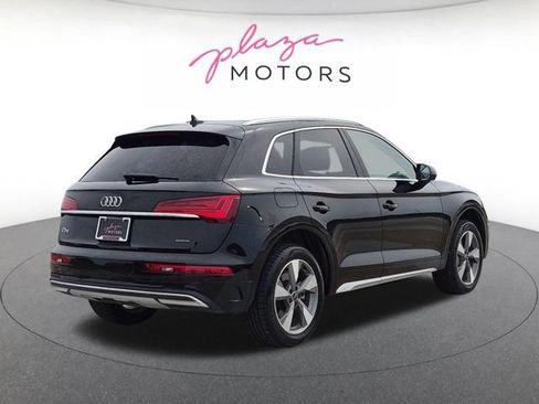 Certified 2023 Audi Q5 2.0T Premium w/ Convenience Package AWD/4WD image 5