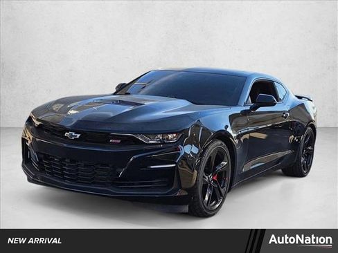 Used 2021 Chevrolet Camaro SS image 1