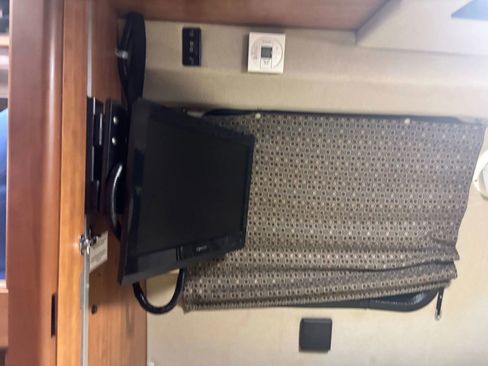 Used 2012 Chevrolet Express 2500 w/ Power Package image 36