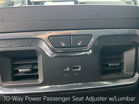 Used 2025 Chevrolet Silverado 1500 LTZ image 34