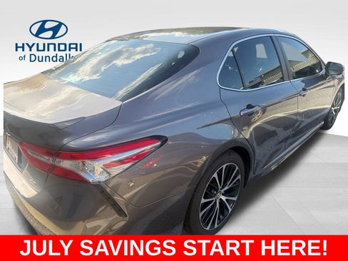 Used 2018 Toyota Camry SE FWD image 8