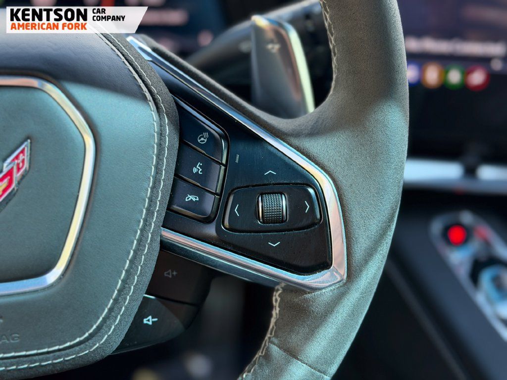 Used 2020 Chevrolet Corvette Stingray Premium Cpe w/ 3LT Preferred Equipment Group RWD image 15