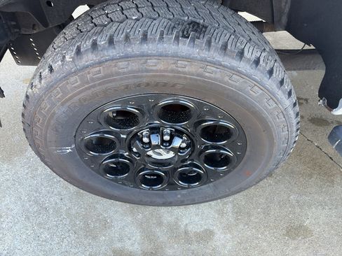 Used 2016 Ford F350 Platinum image 9