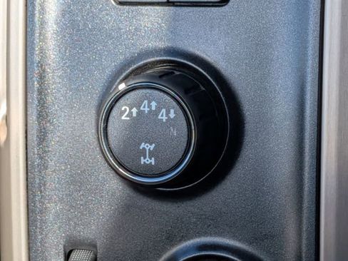 Used 2017 GMC Sierra 2500 Denali w/ Duramax Plus Package image 29