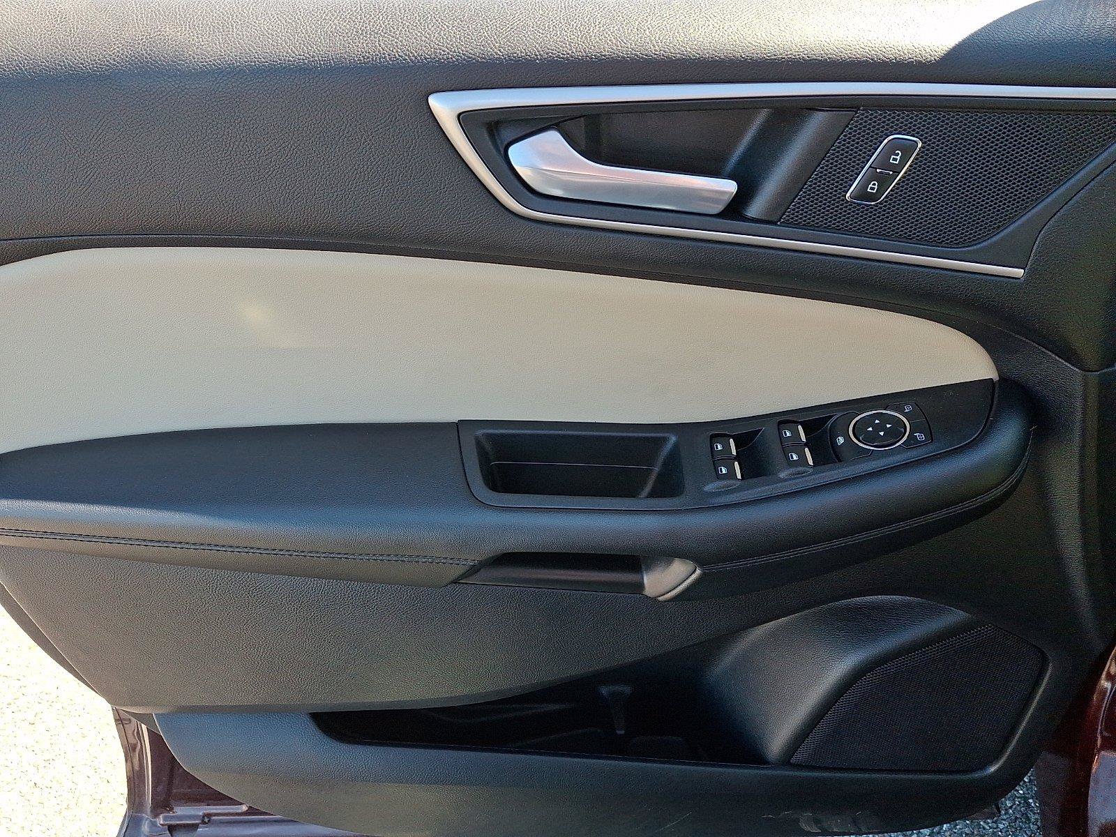 Used 2022 Ford Edge SEL w/ Convenience Package AWD/4WD image 13