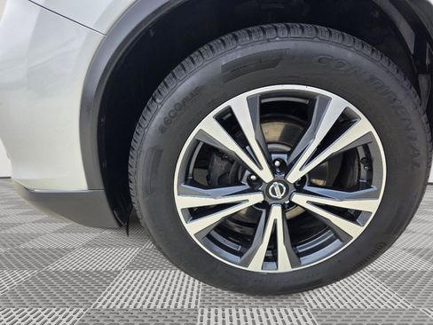 Used 2017 Nissan Rogue SL w/ SL Premium Package image 26