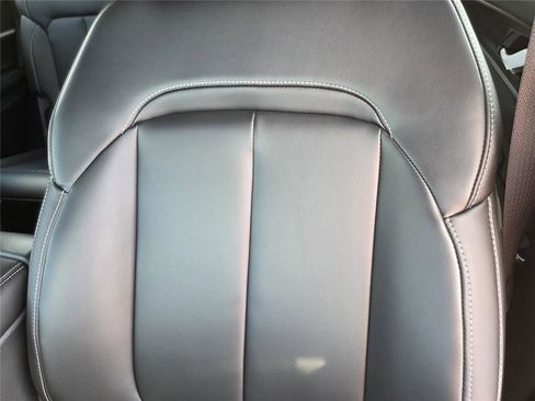 New 2026 Jeep Grand Cherokee L Limited image 19