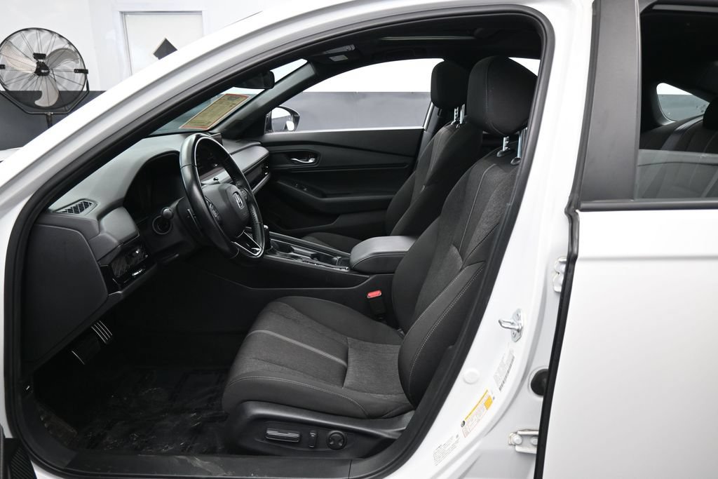 Used 2025 Honda Accord Sport image 11