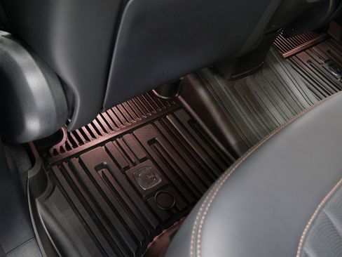 Used 2024 Mercedes-Benz G 63 AMG 4MATIC image 33