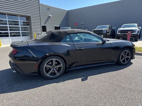 Used 2024 Ford Mustang Premium RWD image 5