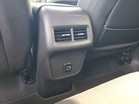 Used 2018 GMC Terrain SL image 12