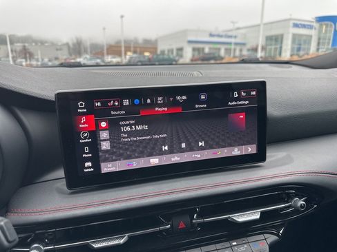 Used 2024 Dodge Hornet R/T w/ R/T Blacktop Package image 19