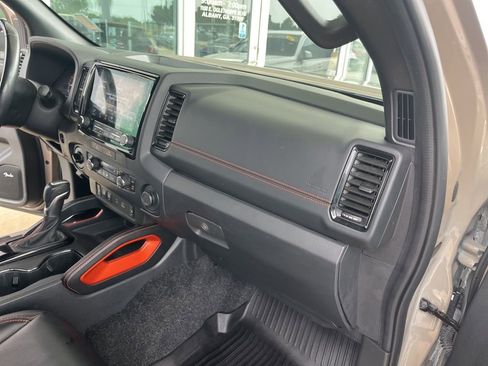 Used 2023 Nissan Frontier PRO-4X w/ Pro-4X Premium Package AWD/4WD image 35