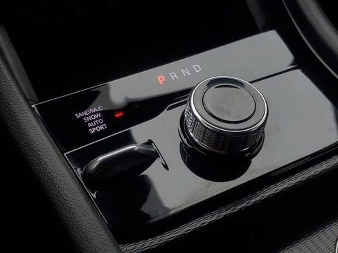 Used 2024 Jeep Grand Cherokee L Limited w/ Luxury Tech Group II image 30