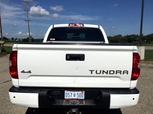 Used 2019 Toyota Tundra Limited image 8