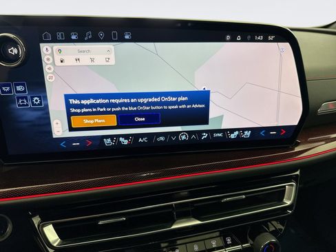 Used 2024 Chevrolet Traverse RS image 16