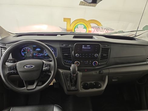 Used 2024 Ford Transit 250 Low Roof RWD image 13
