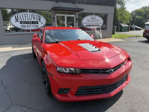 Used 2015 Chevrolet Camaro SS w/ Rear Vision Package RWD image 3