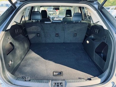 Used 2023 Ford Edge SEL w/ Sport Appearance Package image 10