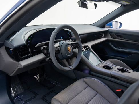 Certified 2022 Porsche Taycan 4S image 4