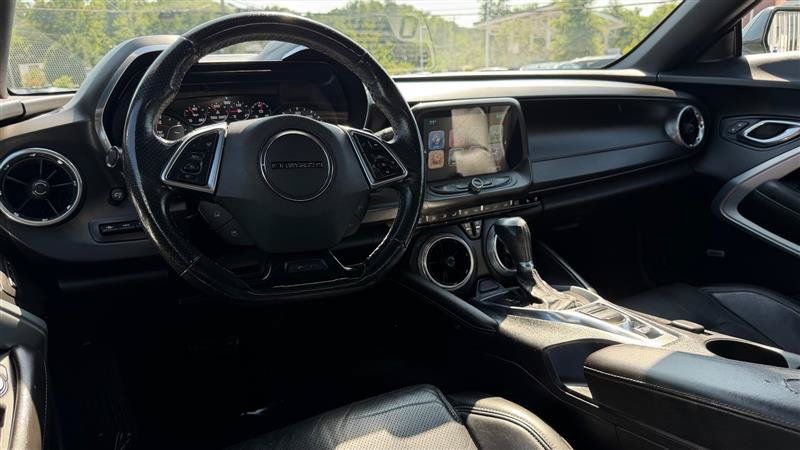 Used 2017 Chevrolet Camaro SS RWD image 26