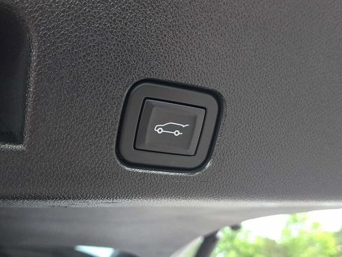 Used 2026 GMC Acadia Elevation w/ Black Edition FWD image 32
