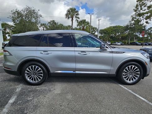 Certified 2020 Lincoln Aviator Reserve w/ Equipment Group 201A image 11