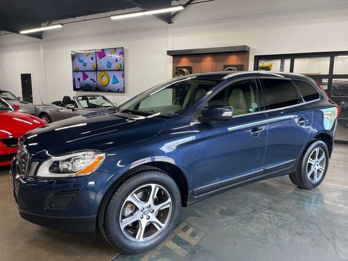 Used 2013 Volvo XC60 T6 Premier Plus AWD/4WD image 6