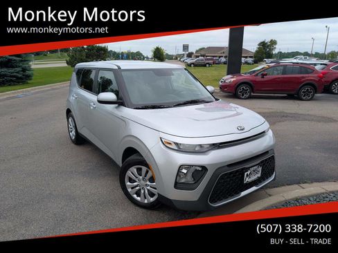 Used 2020 Kia Soul LX image 1