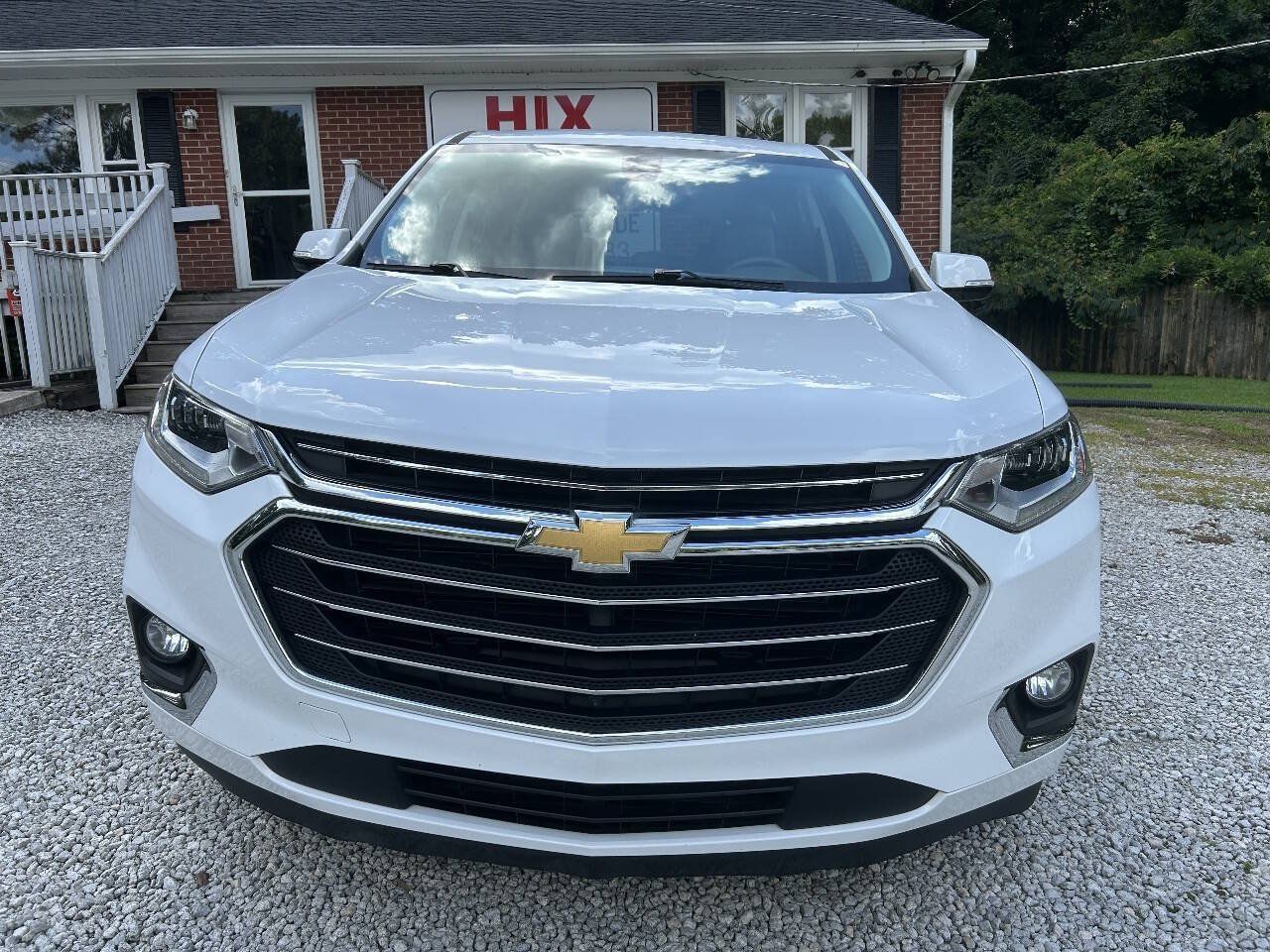 Used 2019 Chevrolet Traverse Premier w/ Driver Confidence II Package FWD image 8