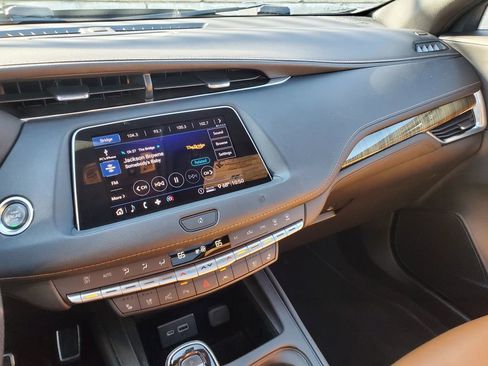Used 2020 Cadillac XT4 Sport image 32