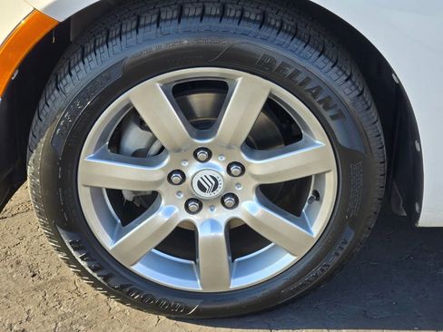 Used 2010 Mercury Milan Premier image 9