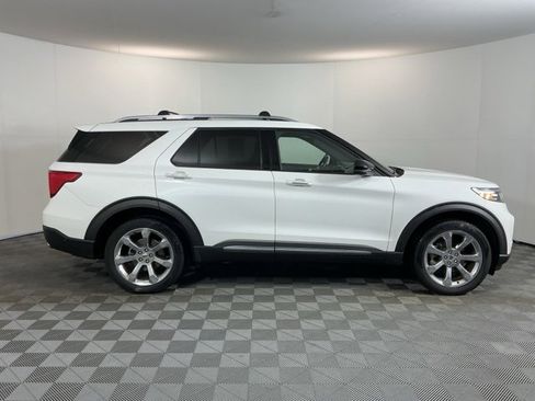 Used 2020 Ford Explorer Platinum image 4