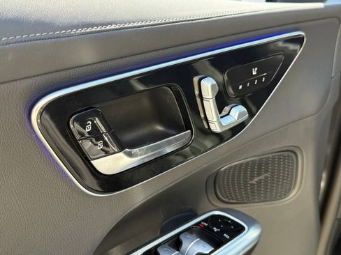 Used 2023 Mercedes-Benz GLC 300 image 24