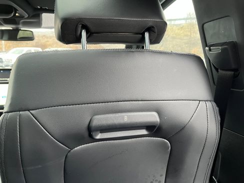 Used 2025 Ford Expedition Platinum w/ Stealth Performance Package image 16