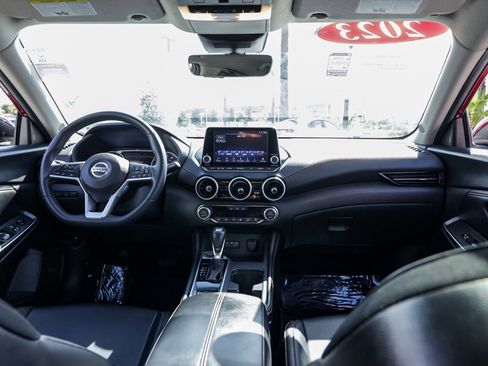 Used 2023 Nissan Sentra SR w/ SR Premium Package image 26