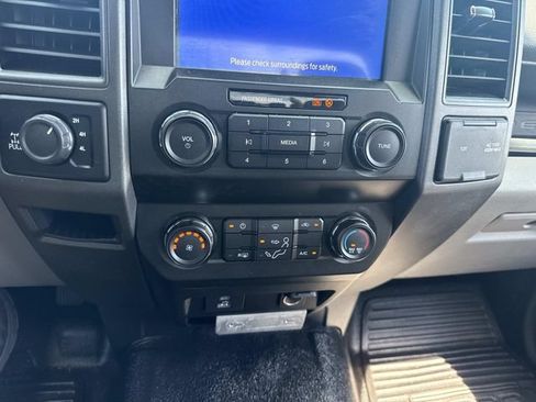 Used 2022 Ford F250 XL w/ STX Appearance Package AWD/4WD image 16