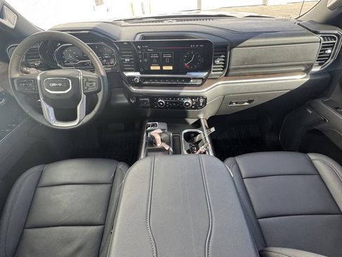 Used 2025 GMC Sierra 1500 SLT w/ SLT Premium Plus Package image 10