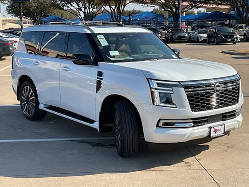 New 2026 Nissan Armada Platinum Reserve image 4