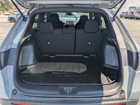 Used 2025 Honda HR-V Sport image 12