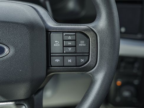 New 2026 Ford F250 XL w/ XL Chrome Package image 31