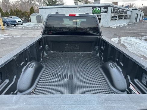 Used 2022 Ford F250 XLT w/ XLT Premium Package image 10