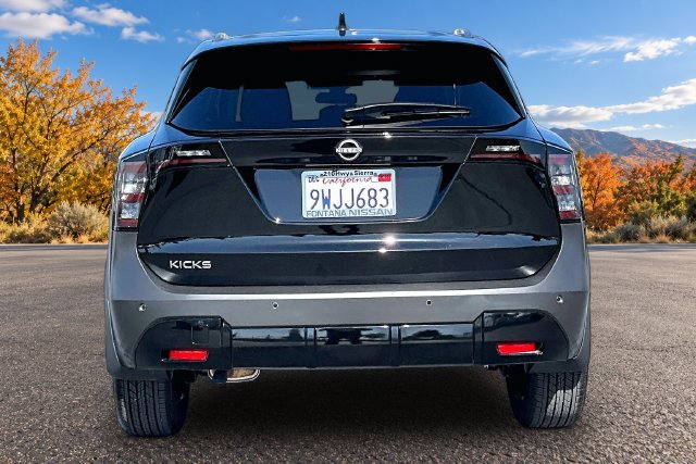 Used 2026 Nissan Kicks SV FWD image 5