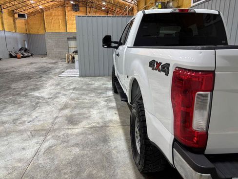 Used 2019 Ford F250 XL w/ XL Value Package AWD/4WD image 9