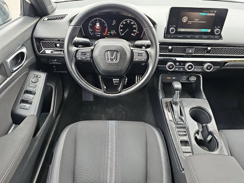 Used 2023 Honda Civic Sport image 11