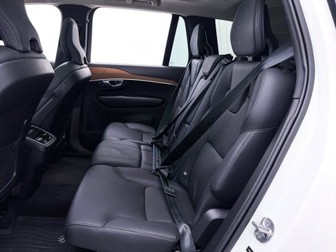 Used 2024 Volvo XC90 B6 Plus w/ Protection Package Premier image 39