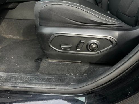 Used 2024 Jeep Grand Cherokee L Laredo AWD/4WD image 13