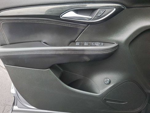 Used 2021 Buick Envision Preferred image 12