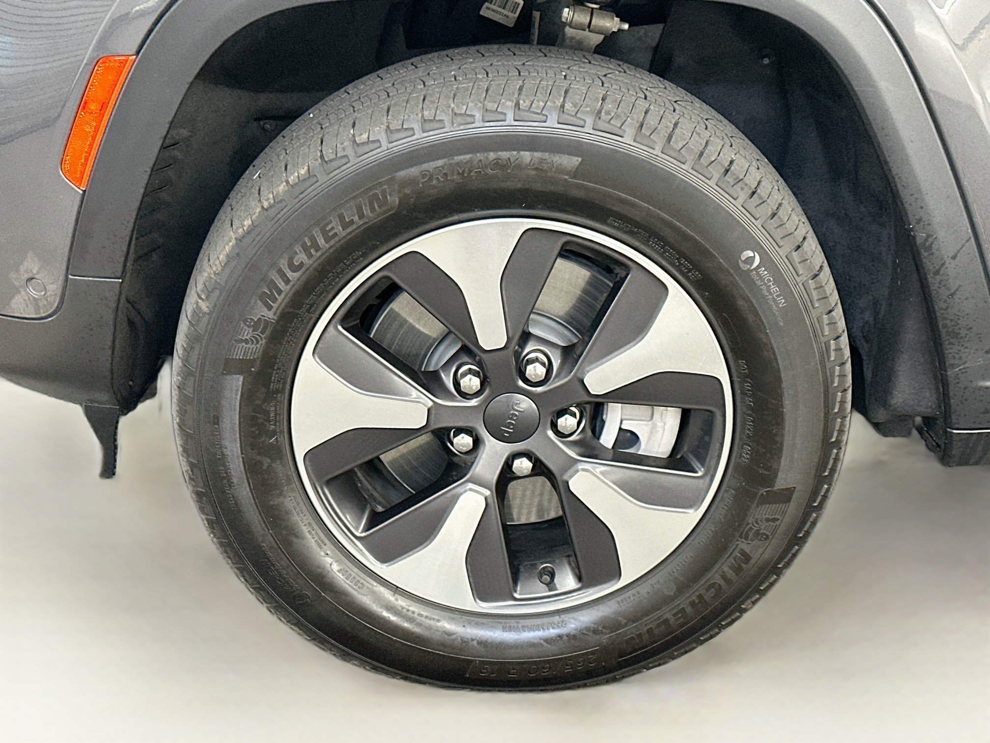 Used 2023 Jeep Grand Cherokee 4WD 4xe w/ Luxury Tech Group II image 36